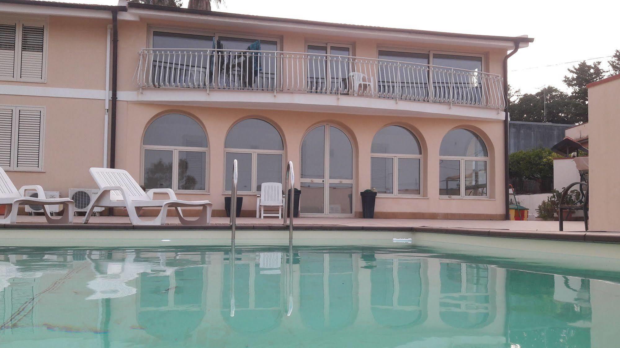 Isola Del Sole Apartment Syracuse Exterior photo